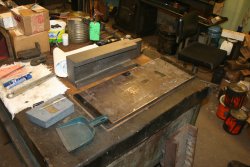 Base plate and wedge to be machined